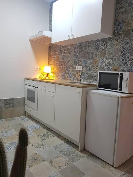 B Reform Netflix Parking Segun Disponibilidad Apartment Севиля Екстериор снимка